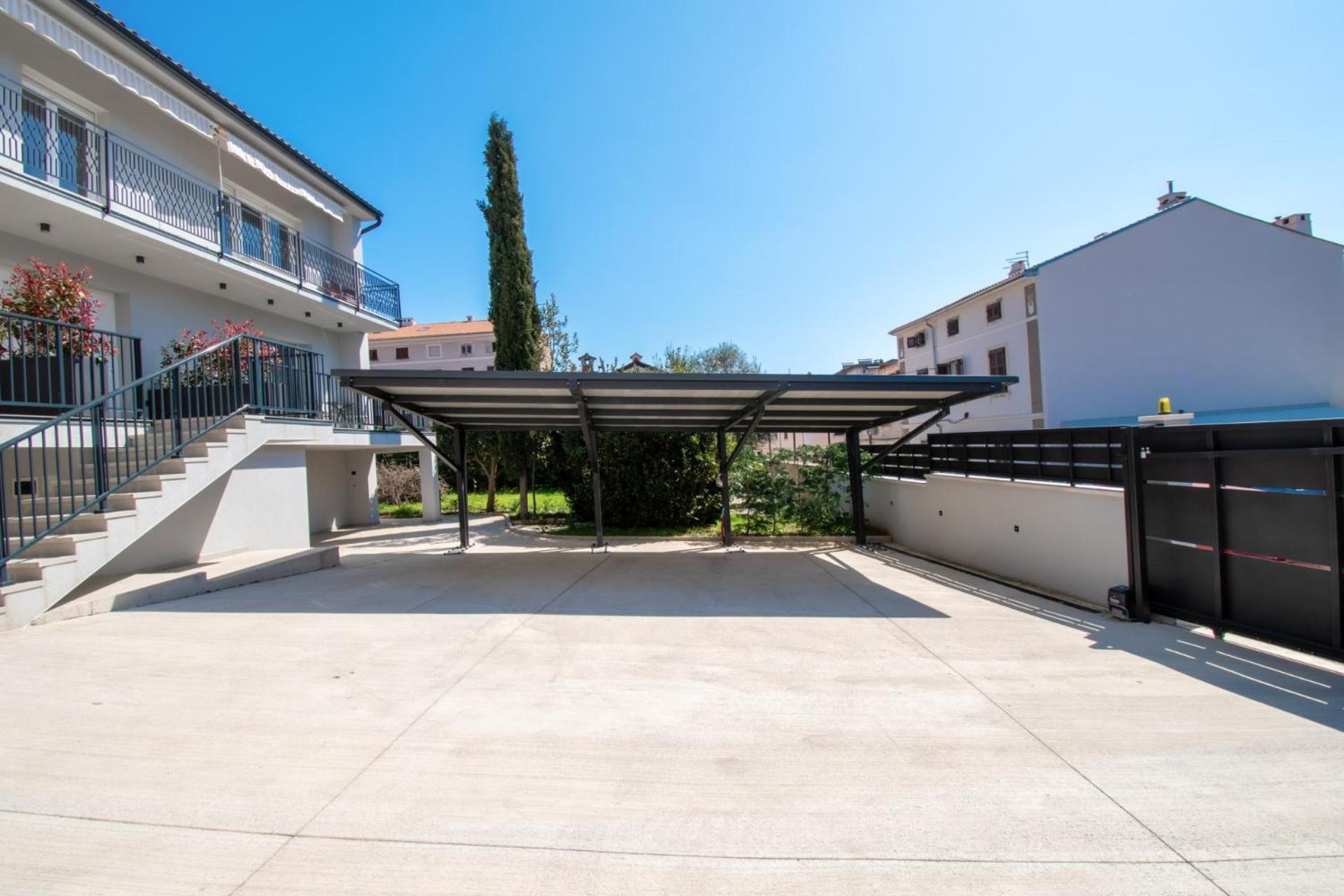 City Life With Free Parking Pula Exterior foto