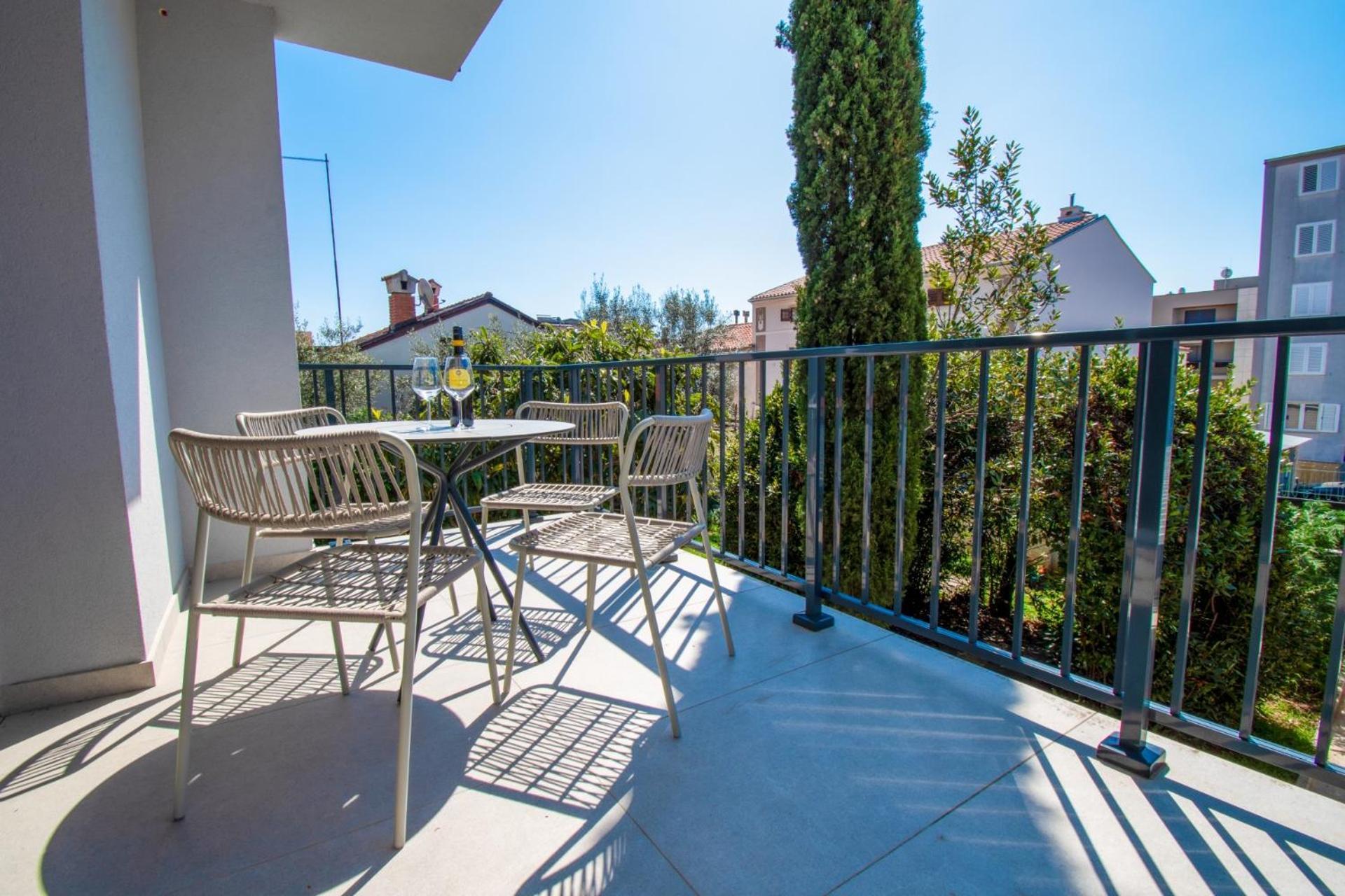 City Life With Free Parking Pula Exterior foto